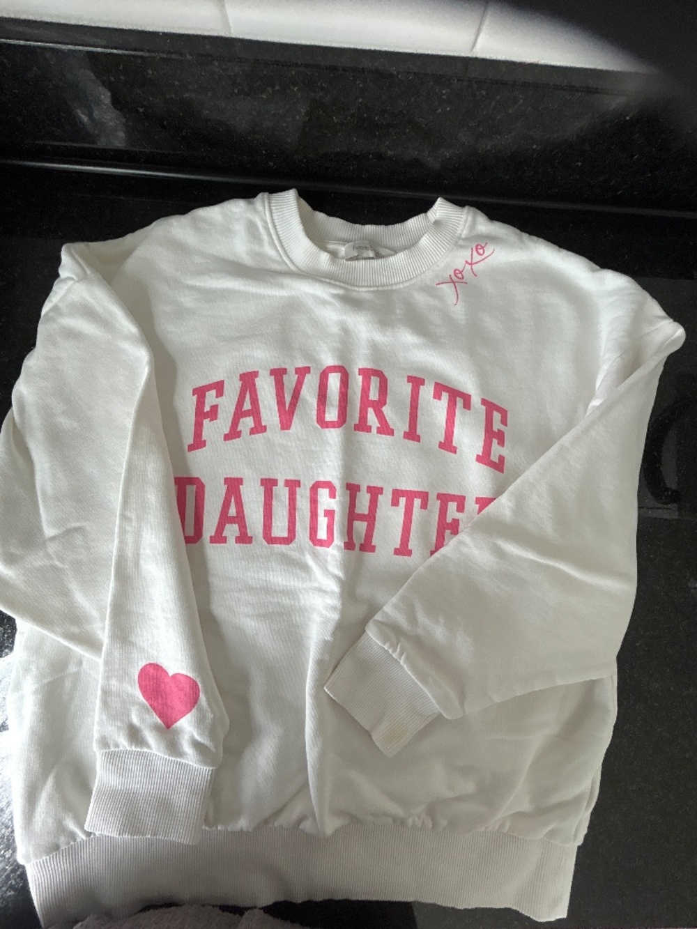 Women’s XS favorite daughter sweatshirt.